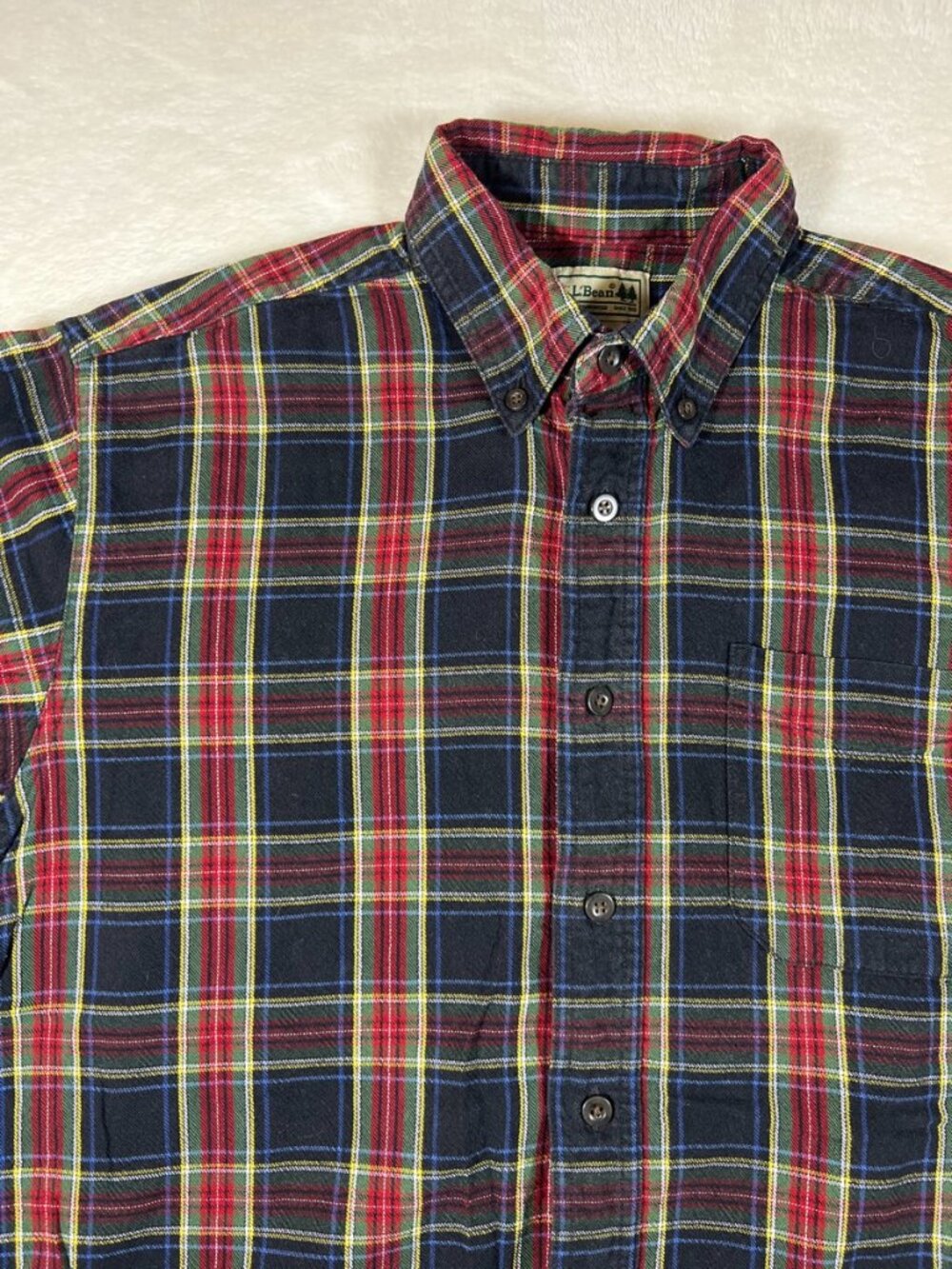 L.L.Bean Scotch Plaid Flannel Shirt Mens M Reg Navy Red Tartan